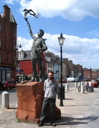 JohnMuirBirthplaceSculpture